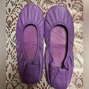 The Storehouse Flats size 9